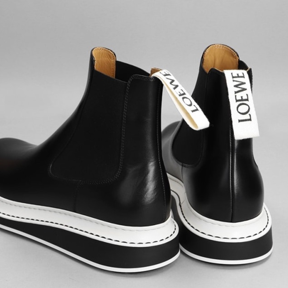 Loewe Chelsea boot Pull on Ankle boots No box! Brand New Made in Italy Size 8